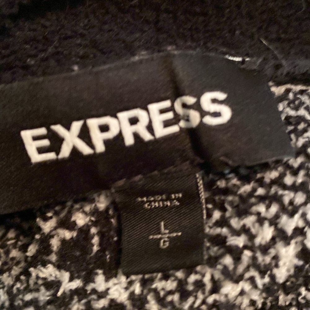 Express cardign - Picture 4 of 4